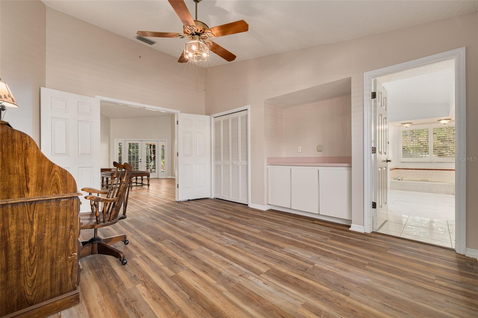 470 HICKORYNUT AVE, OLDSMAR, FL — photo 24