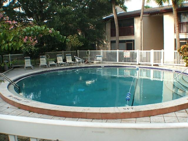 8609 N CHAMPLAIN CT #77, TAMPA, FL — photo 14