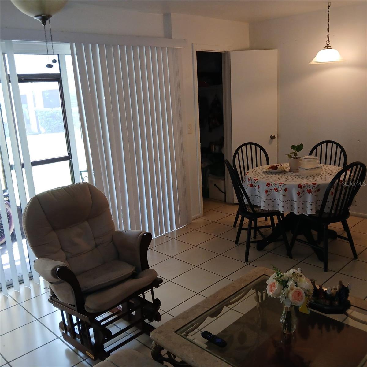 8609 N CHAMPLAIN CT #77, TAMPA, FL — photo 3
