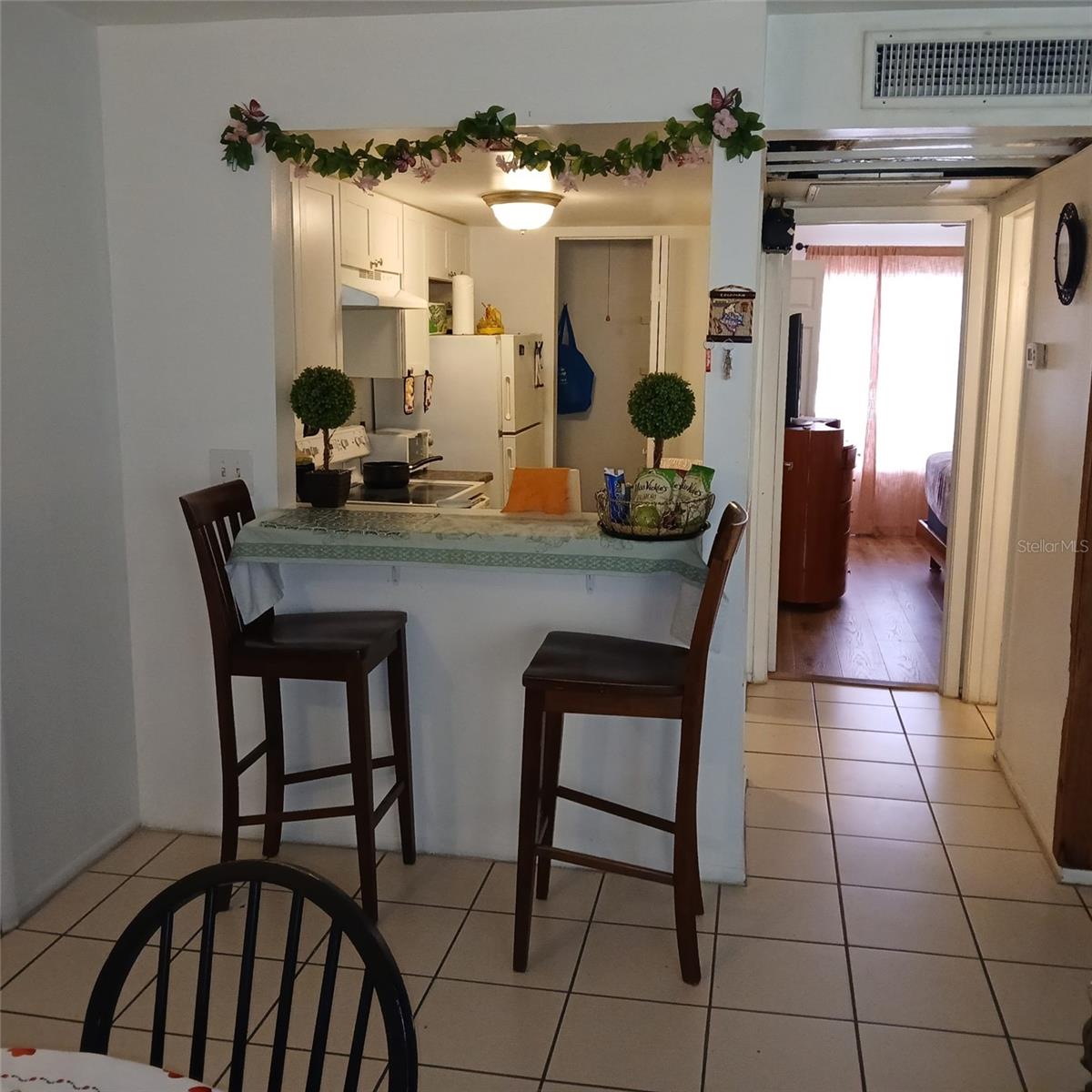 8609 N CHAMPLAIN CT #77, TAMPA, FL — photo 4
