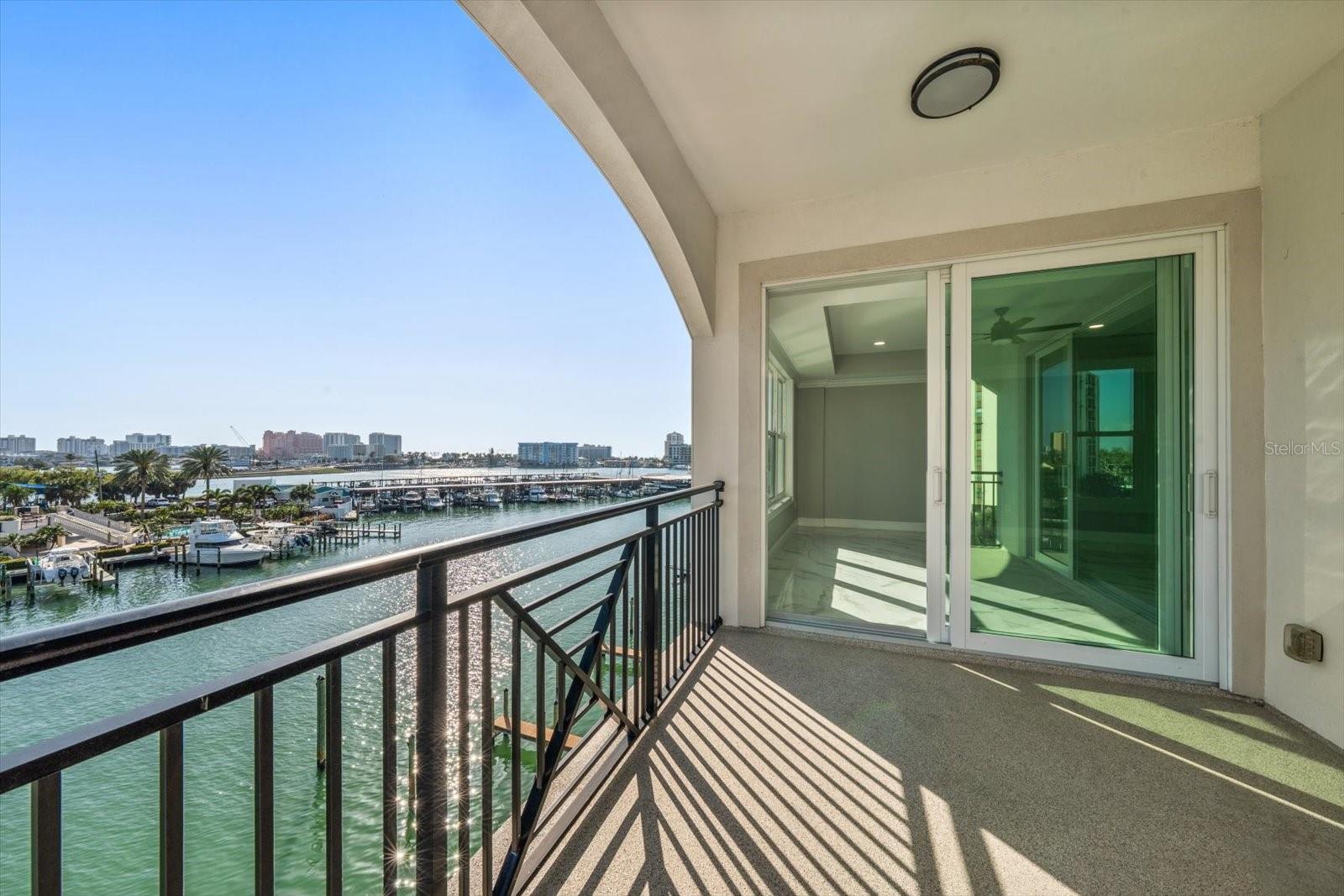 211 DOLPHIN PT #401, CLEARWATER BEACH, FL — photo 4