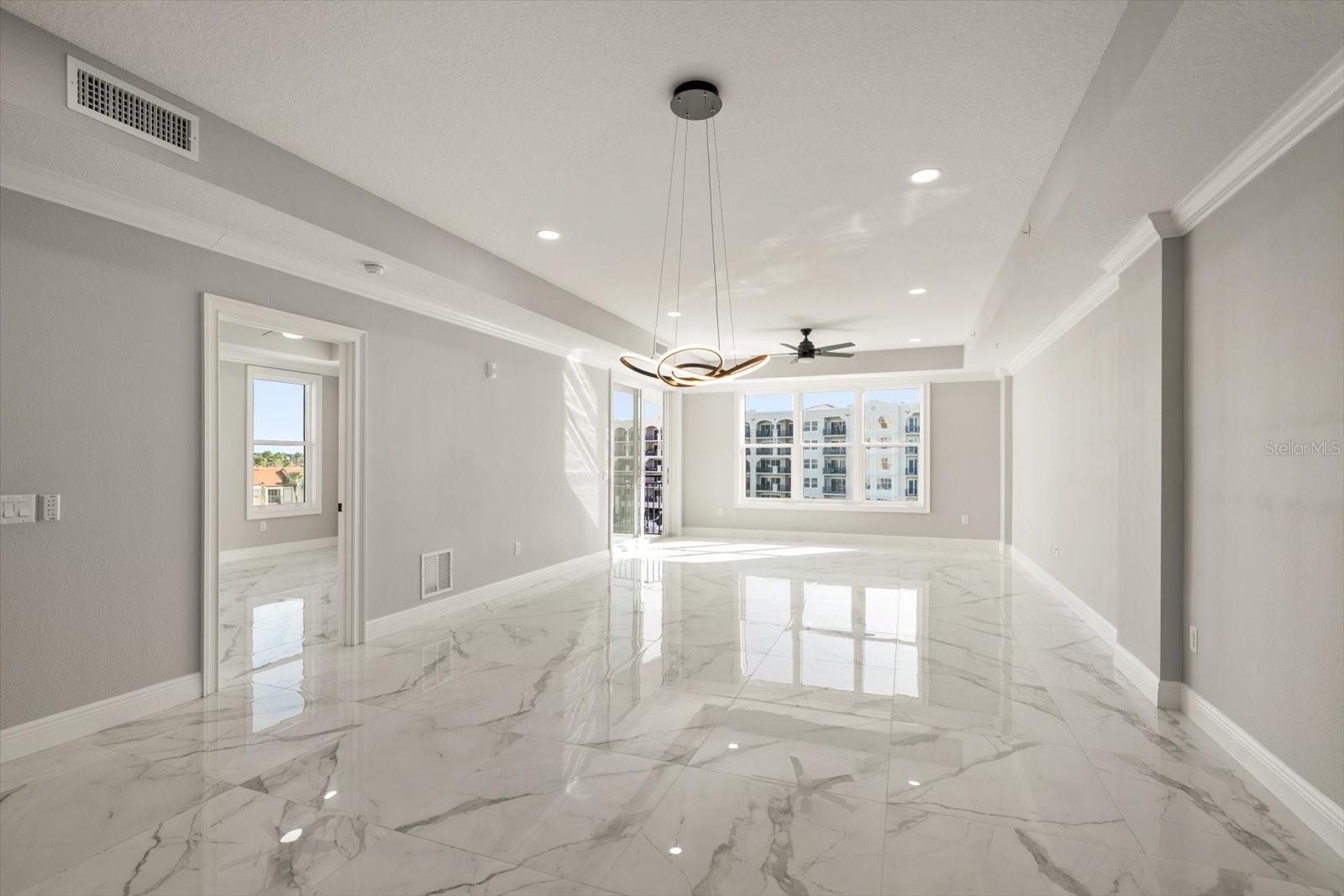 211 DOLPHIN PT #401, CLEARWATER BEACH, FL — photo 8