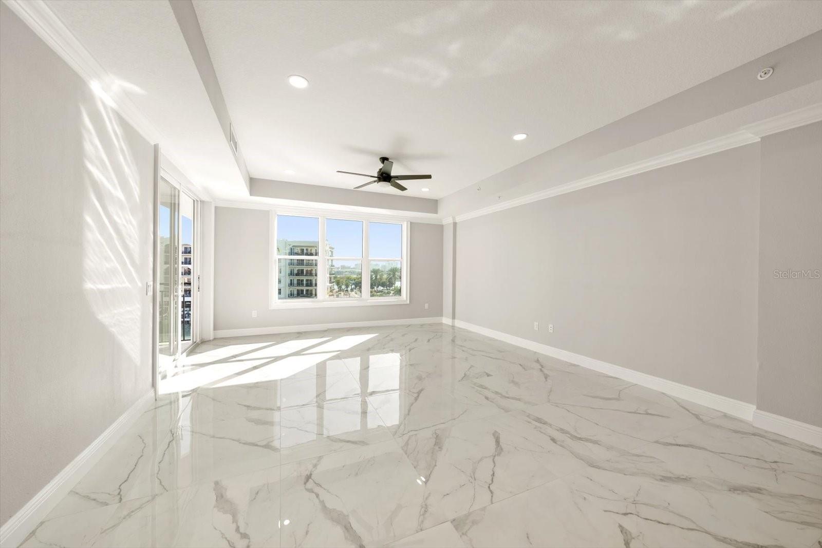 211 DOLPHIN PT #401, CLEARWATER BEACH, FL — photo 9