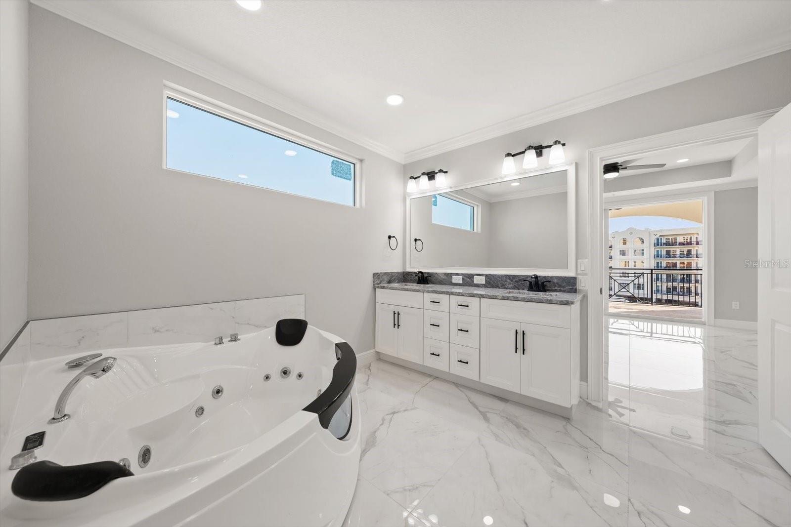 211 DOLPHIN PT #401, CLEARWATER BEACH, FL — photo 14