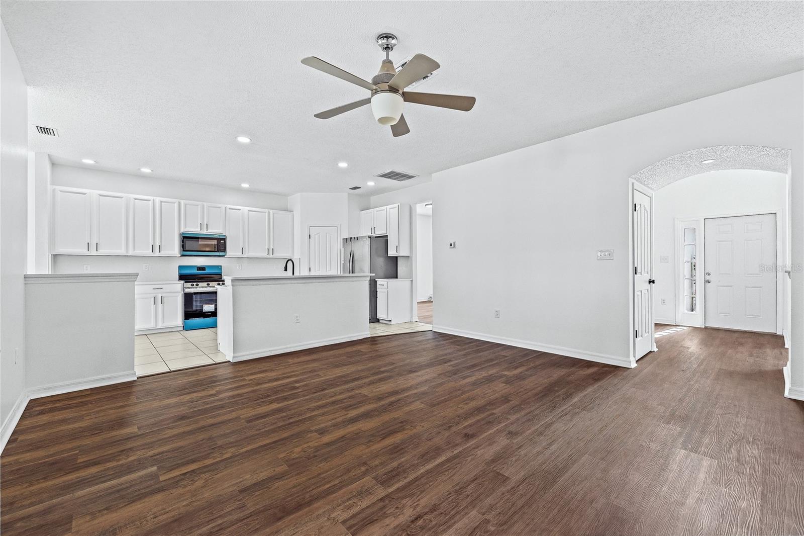 8212 CYPRESS BREEZE WAY, TAMPA, FL — photo 85
