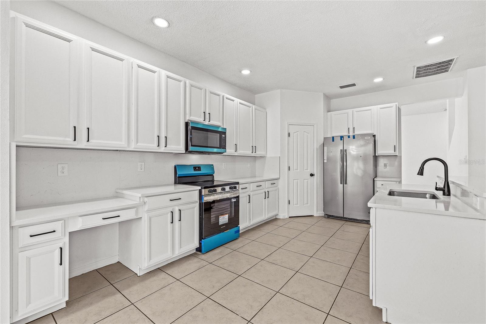 8212 CYPRESS BREEZE WAY, TAMPA, FL — photo 21