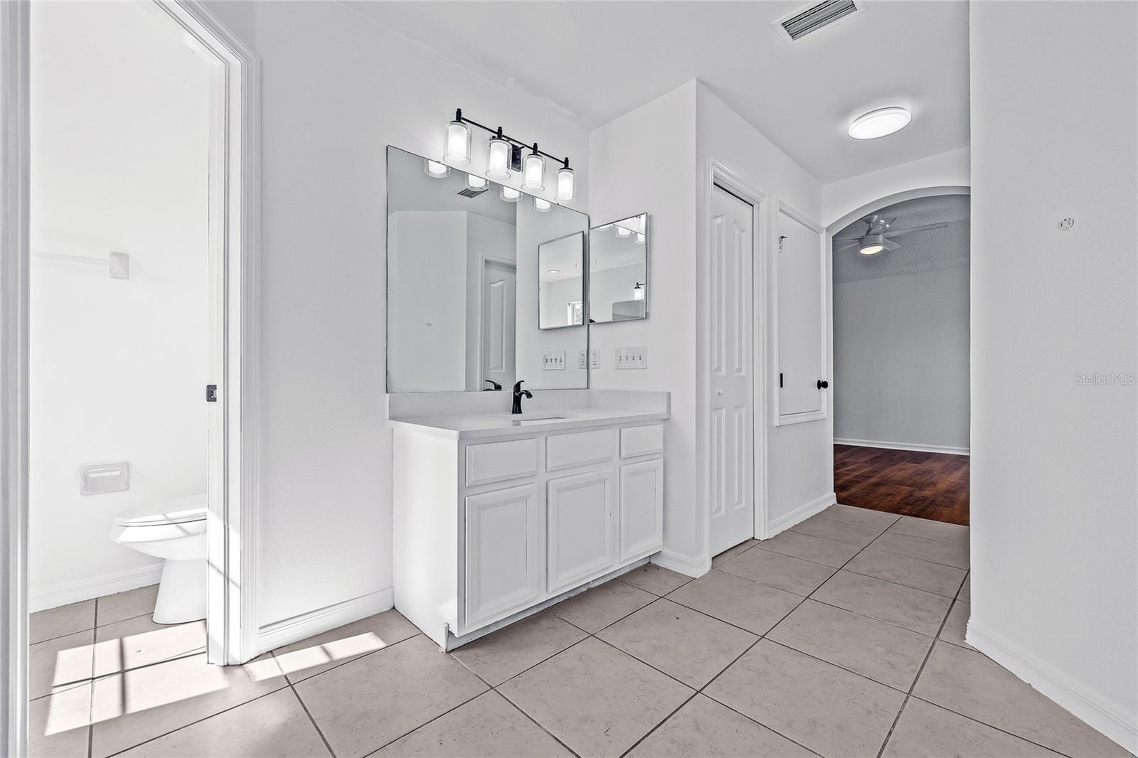 8212 CYPRESS BREEZE WAY, TAMPA, FL — photo 39
