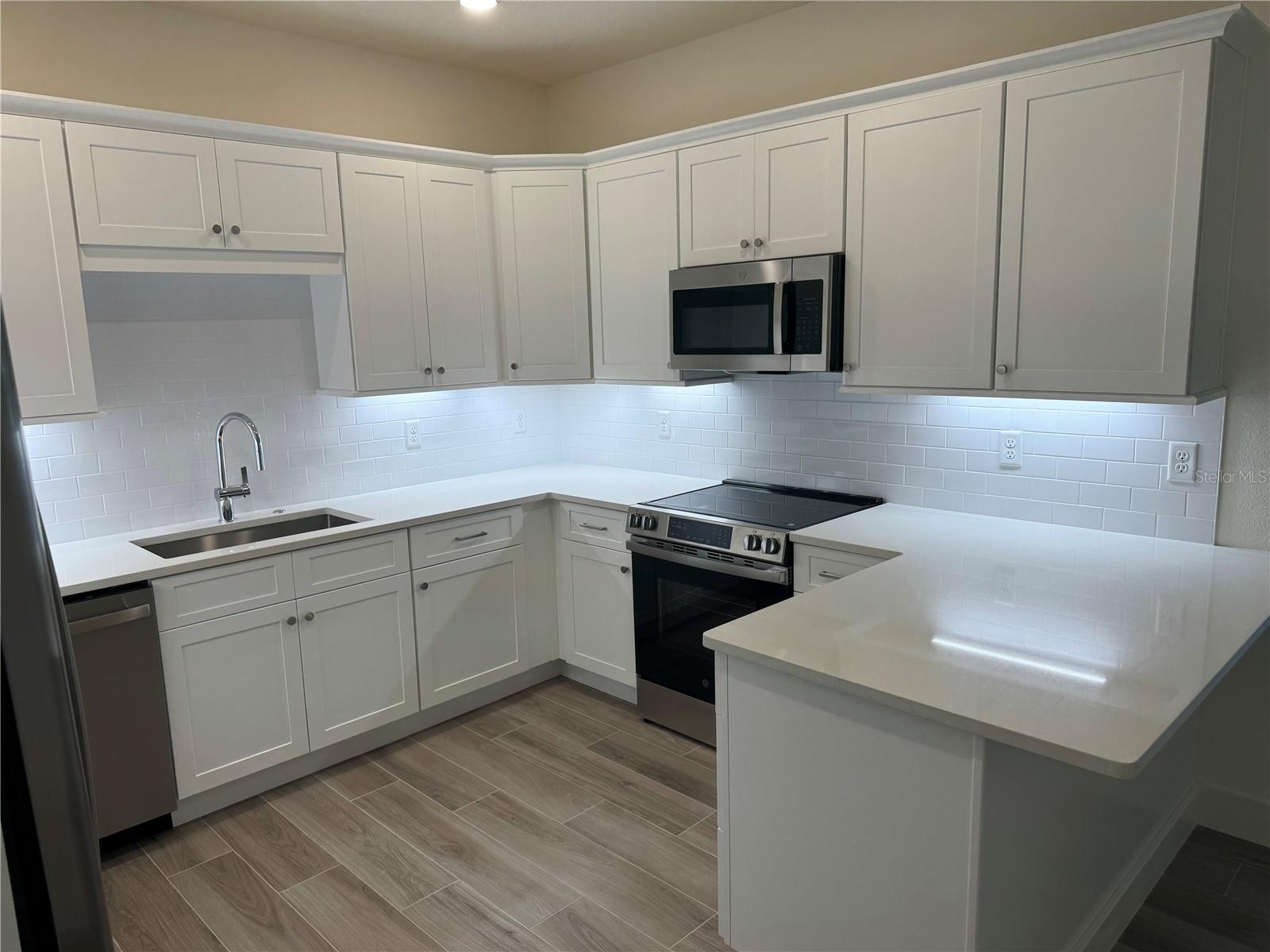 3057 ISLES WAY, NEW SMYRNA BEACH, FL — photo 3
