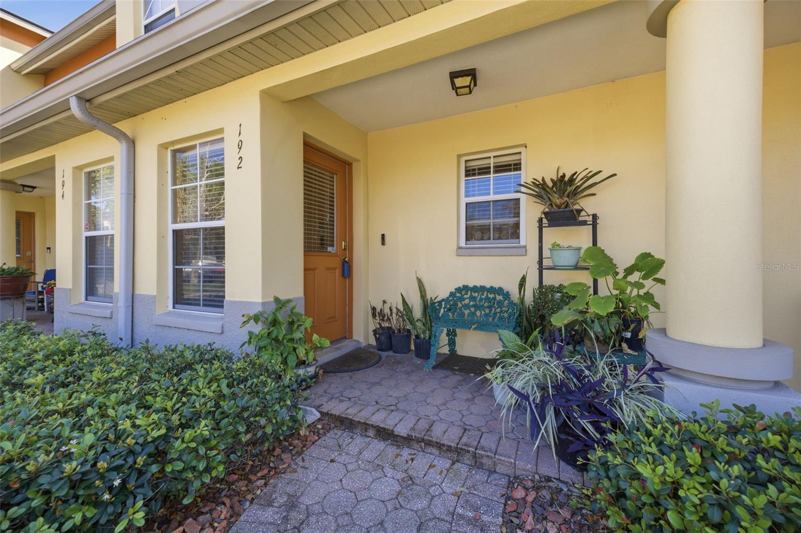 192 COQUINA BAY DR, ST PETERSBURG, FL — photo 2