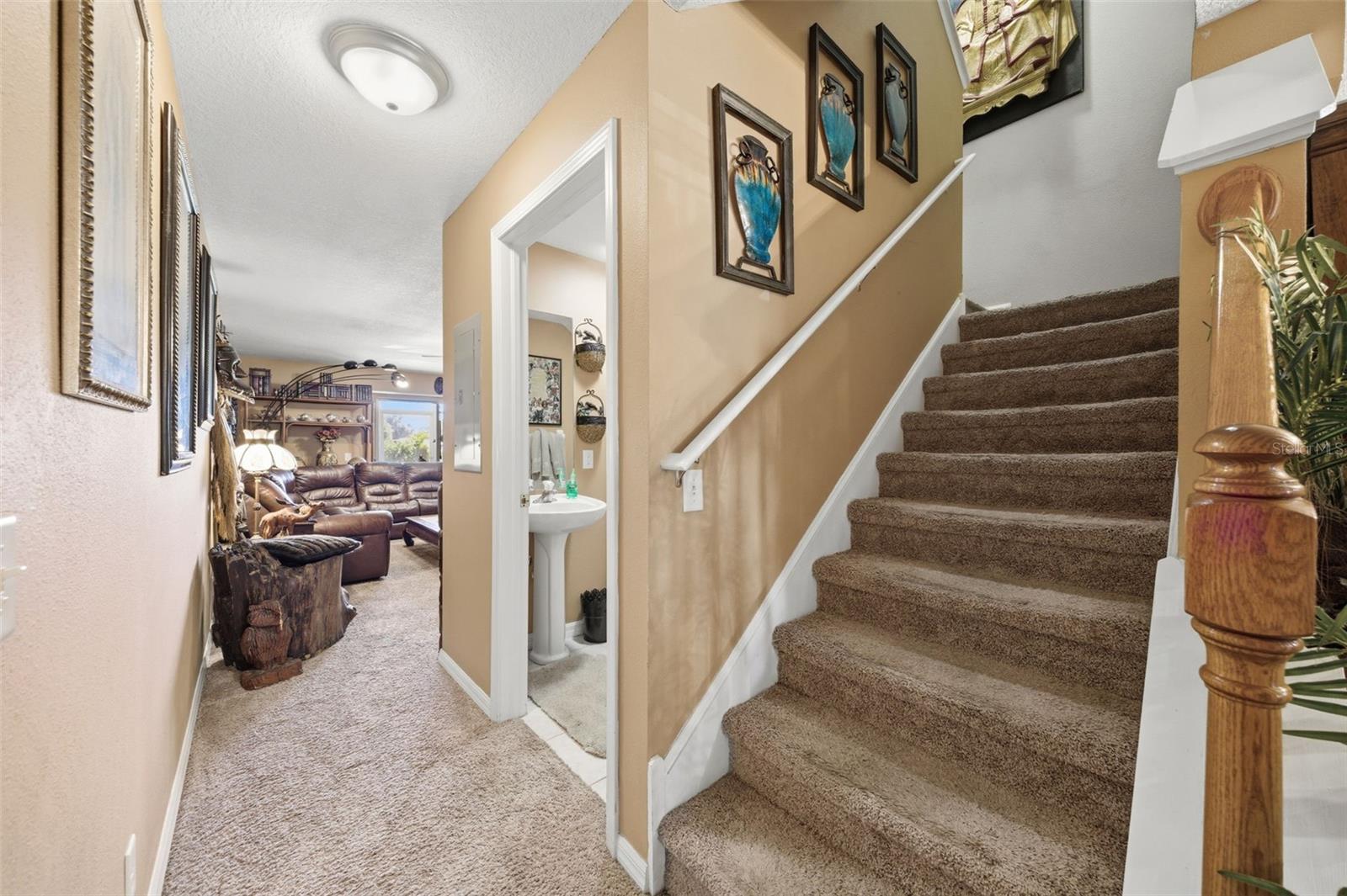 192 COQUINA BAY DR, ST PETERSBURG, FL — photo 20