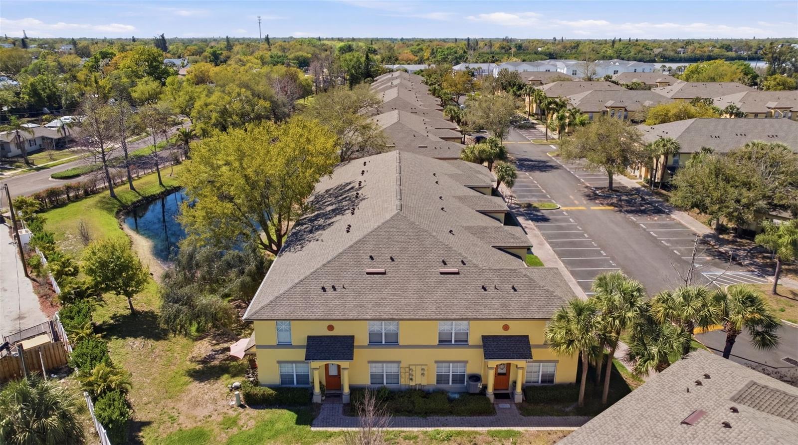 192 COQUINA BAY DR, ST PETERSBURG, FL — photo 42