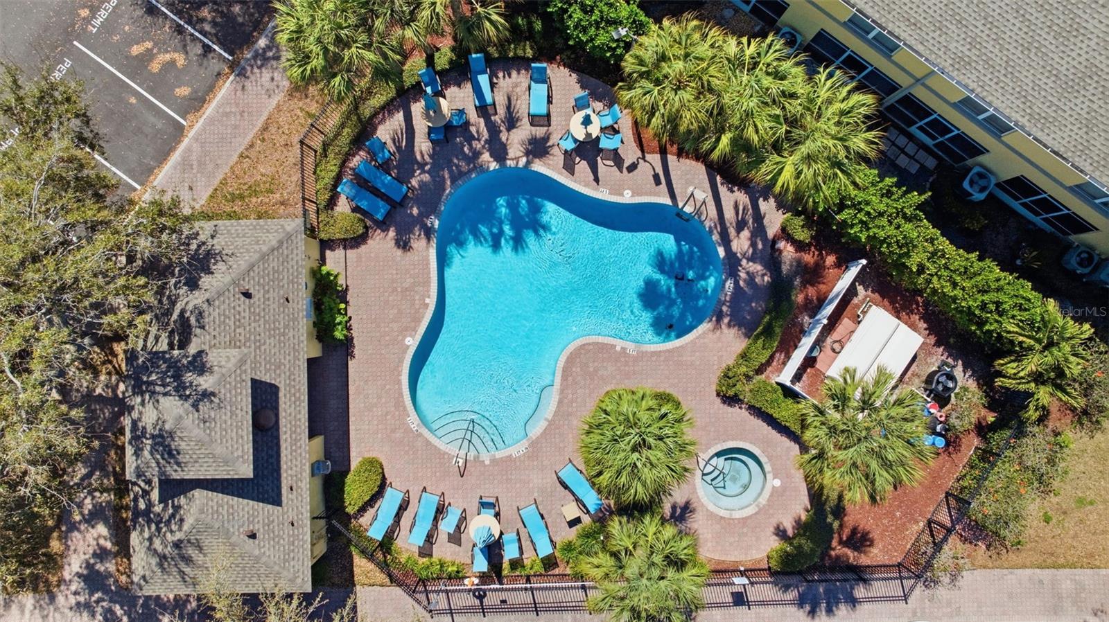 192 COQUINA BAY DR, ST PETERSBURG, FL — photo 52