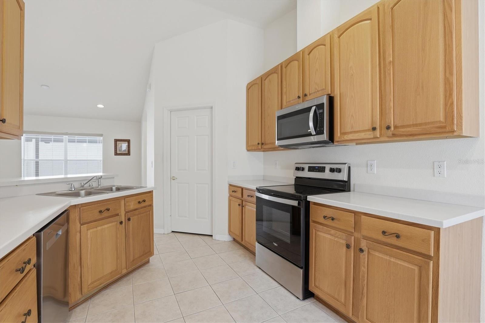 2211 PLEASANT HILL LN, HOLIDAY, FL — photo 15
