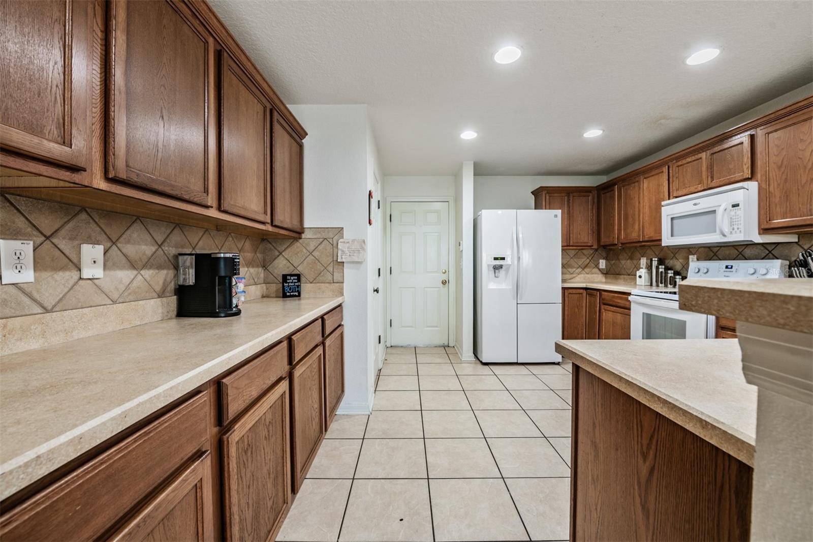 7013 PENTA PL, WESLEY CHAPEL, FL — photo 10