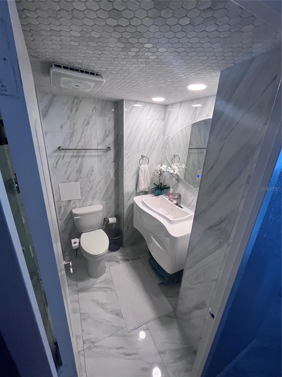 880 MANDALAY AVE #S302, CLEARWATER BEACH, FL — photo 5