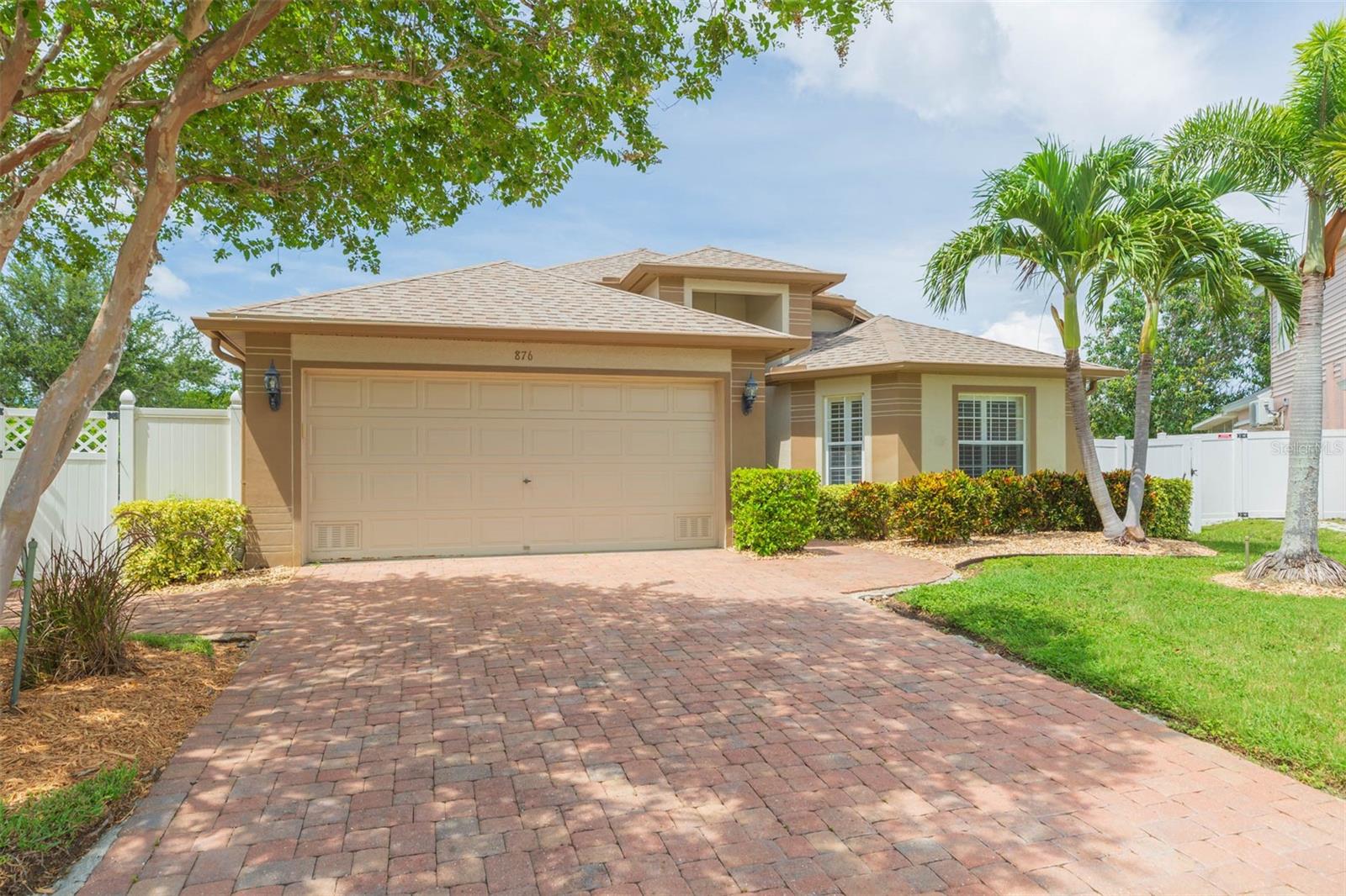 876 ADDISON DR NE, ST PETERSBURG, FL