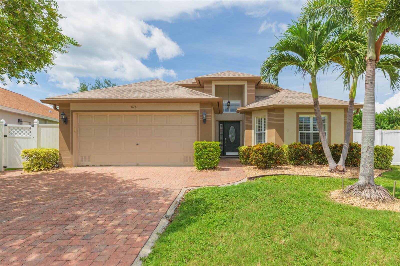 876 ADDISON DR NE, ST PETERSBURG, FL — photo 2