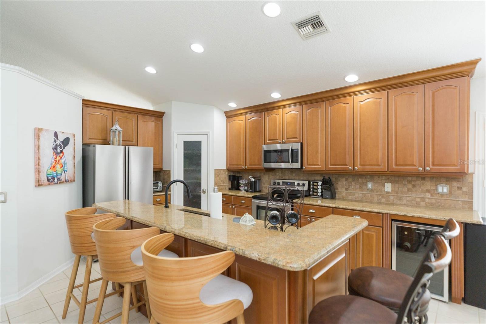 876 ADDISON DR NE, ST PETERSBURG, FL — photo 16