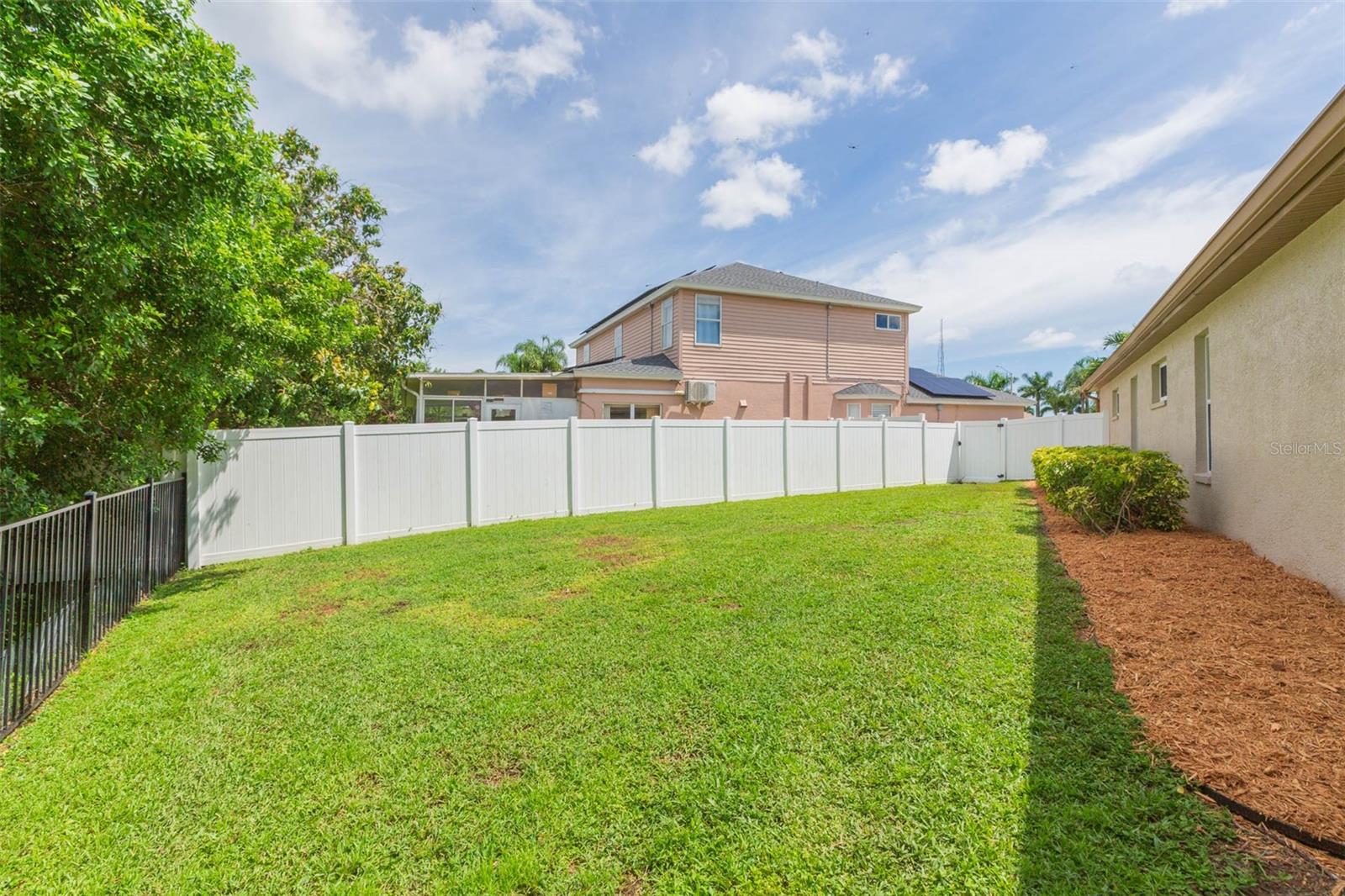 876 ADDISON DR NE, ST PETERSBURG, FL — photo 45
