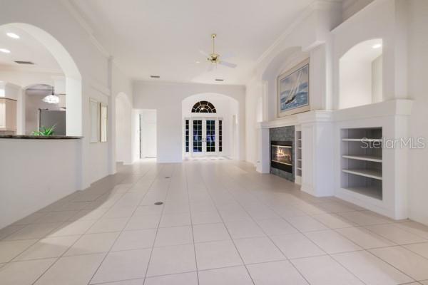8428 MISTY MORNING CT, LAKEWOOD RANCH, FL — photo 8