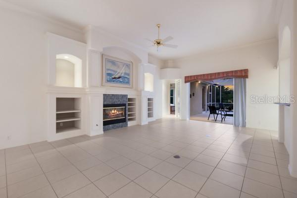 8428 MISTY MORNING CT, LAKEWOOD RANCH, FL — photo 11