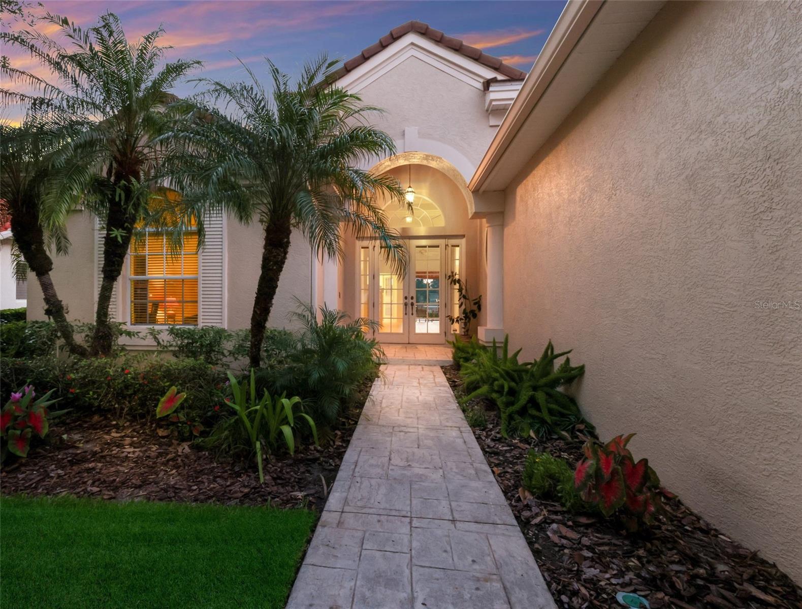 8428 MISTY MORNING CT, LAKEWOOD RANCH, FL — photo 5