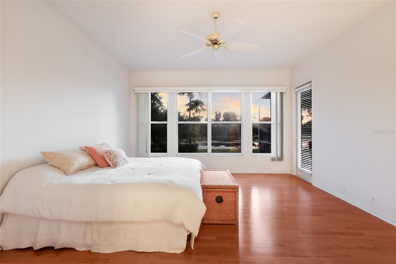 8428 MISTY MORNING CT, LAKEWOOD RANCH, FL — photo 20