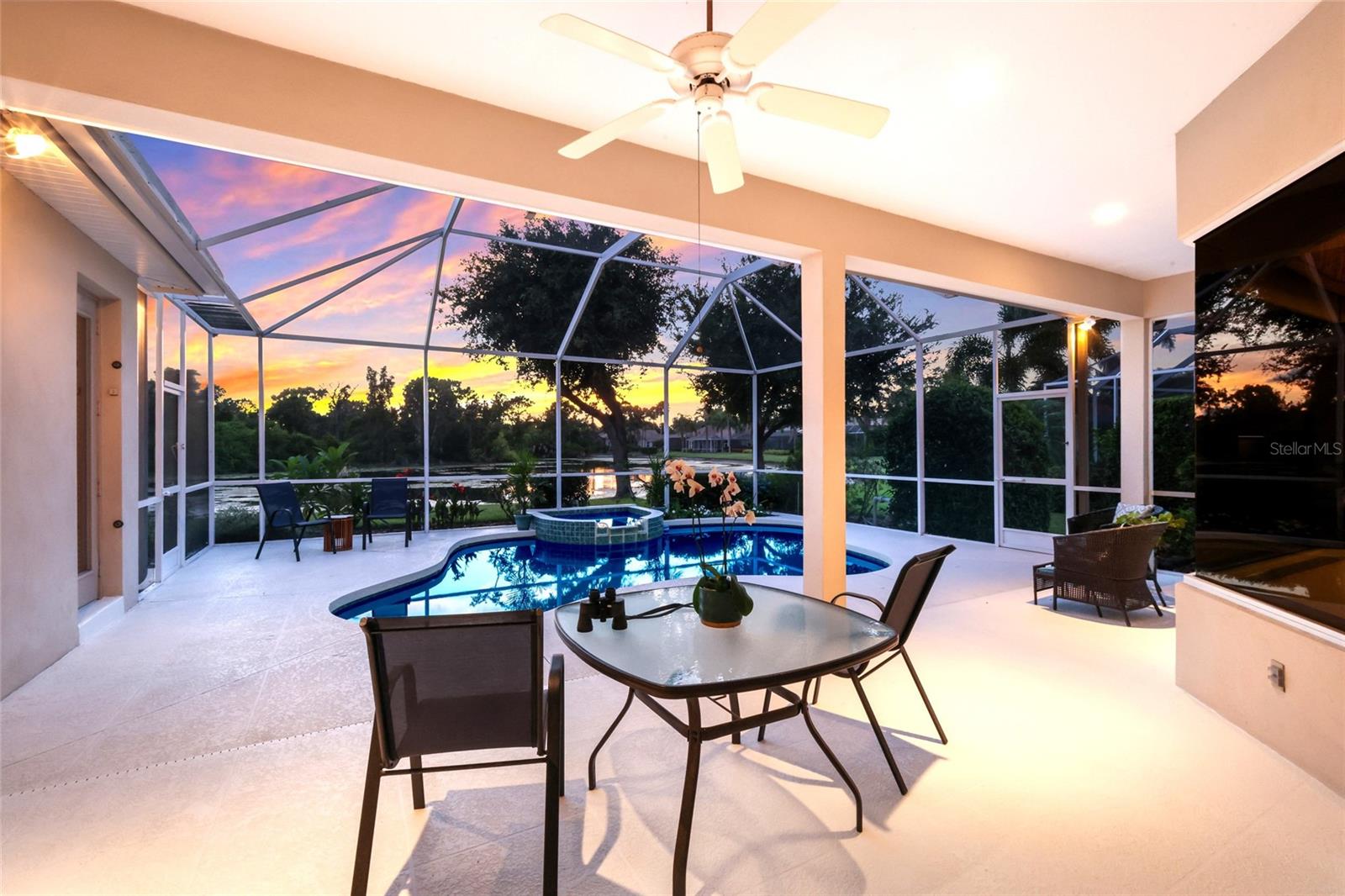 8428 MISTY MORNING CT, LAKEWOOD RANCH, FL — photo 37