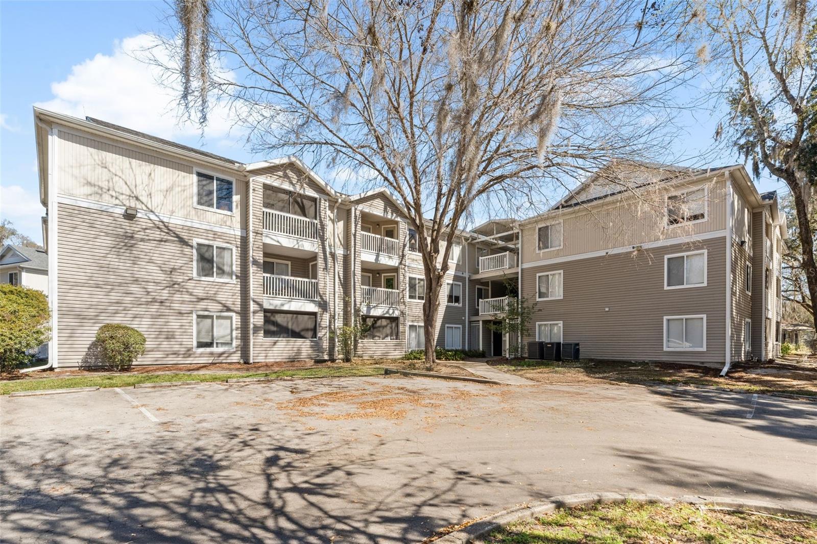 4000 SW 23RD ST #2-303, GAINESVILLE, FL