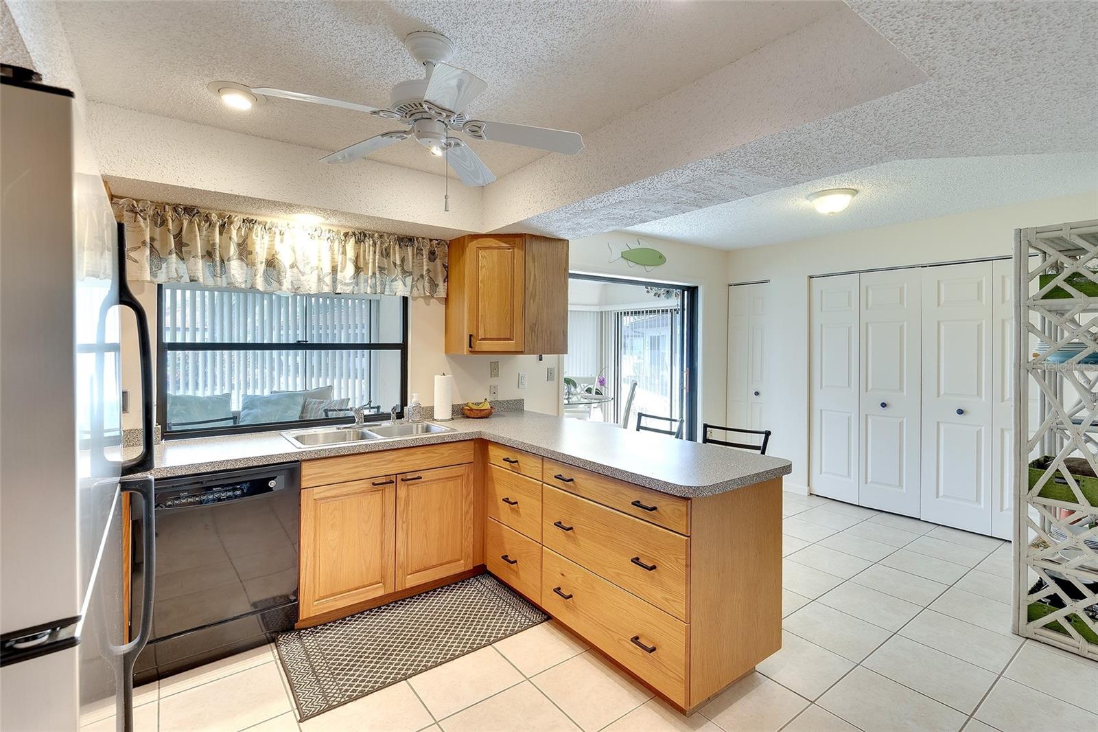 6004 VIVIENDA DR #8, BRADENTON, FL — photo 13