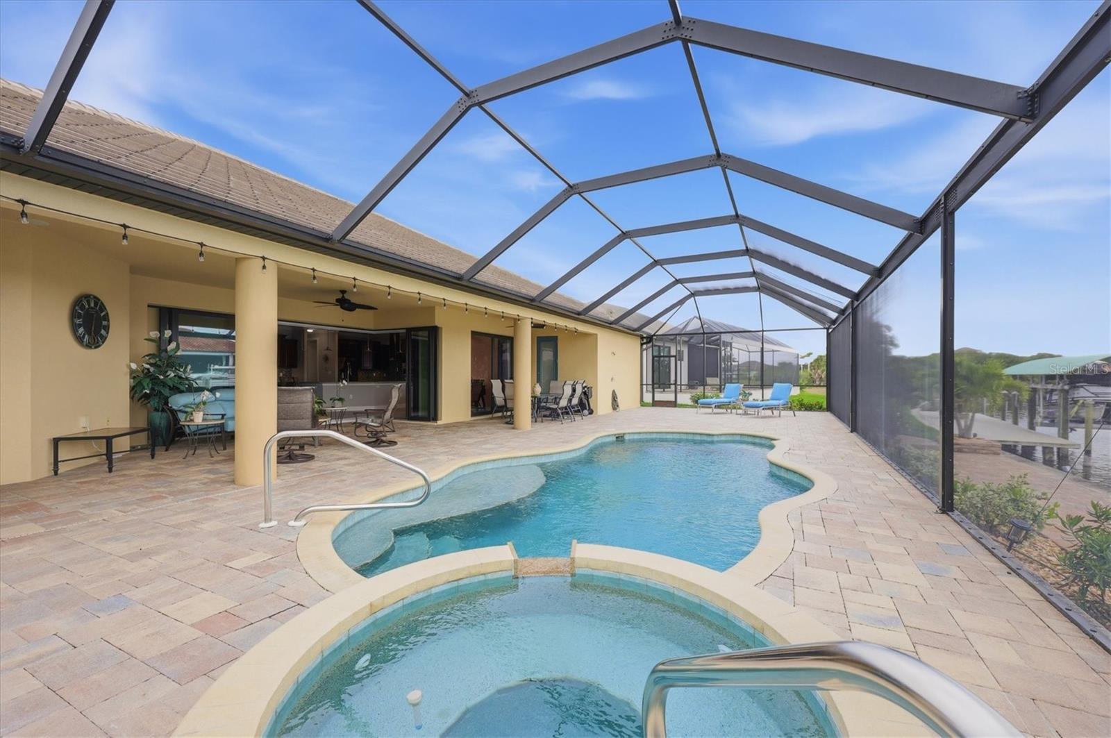 15260 LEIPZIG CIR, PORT CHARLOTTE, FL — photo 4
