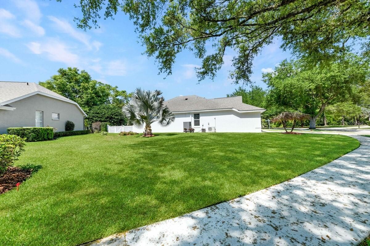 1901 PARK FOREST BLVD, MOUNT DORA, FL — photo 5