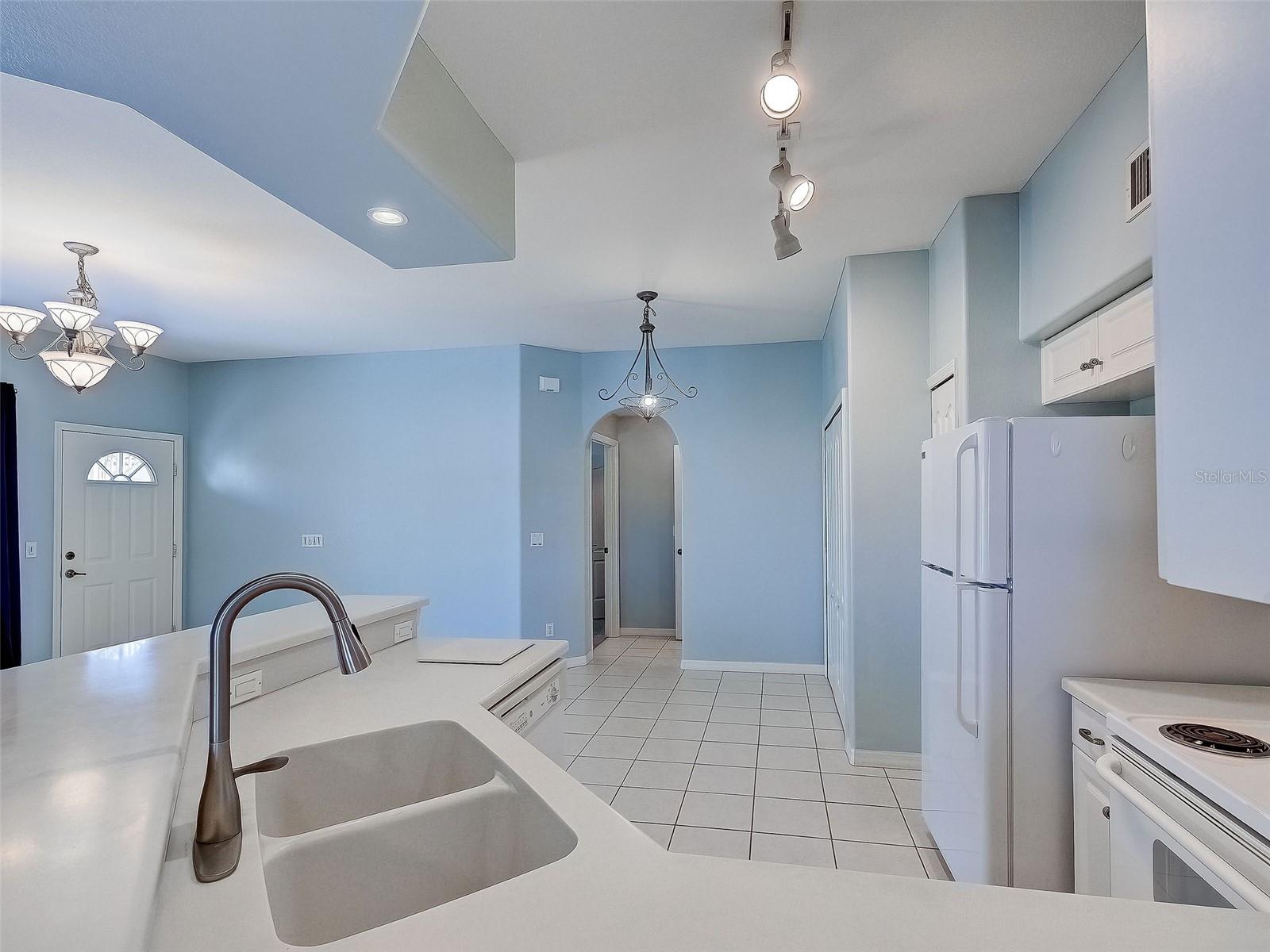 9102 L PAVIA BLVD #9102, VENICE, FL — photo 18