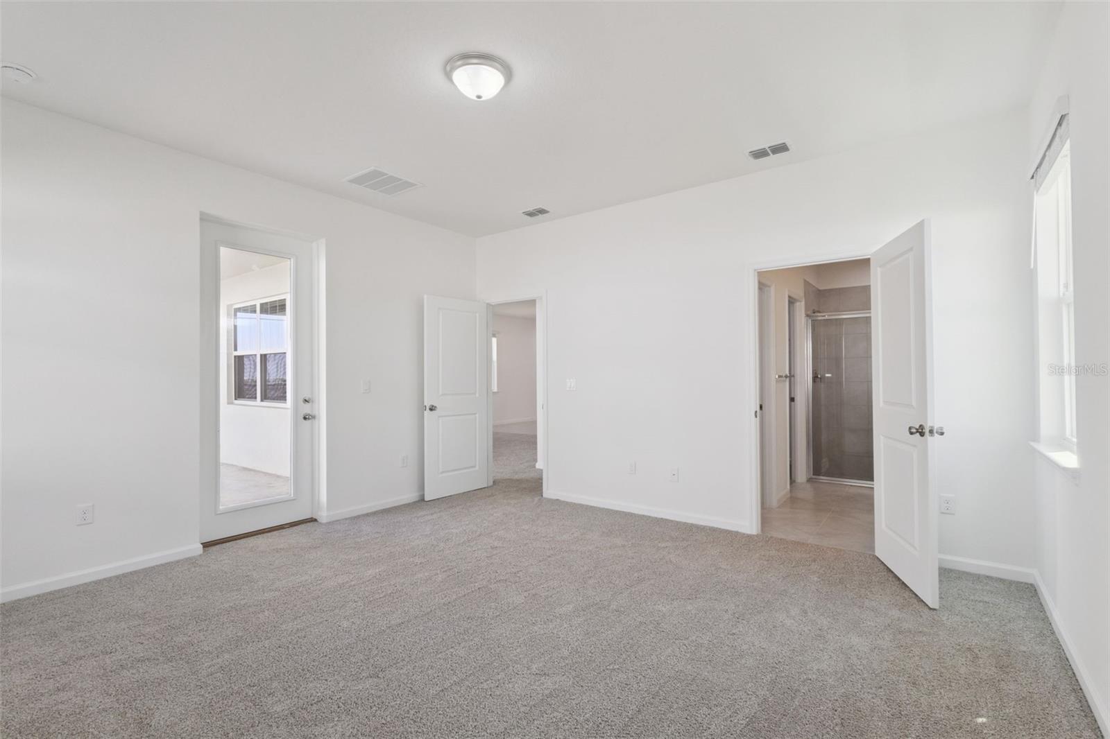 3704 WATERCLIFF CIR, GRAND ISLAND, FL — photo 29