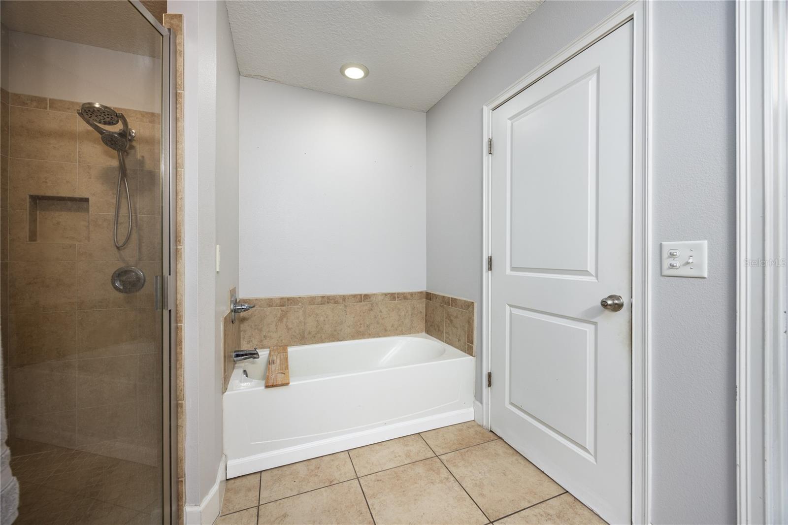25558 NW 8TH RD, NEWBERRY, FL — photo 18