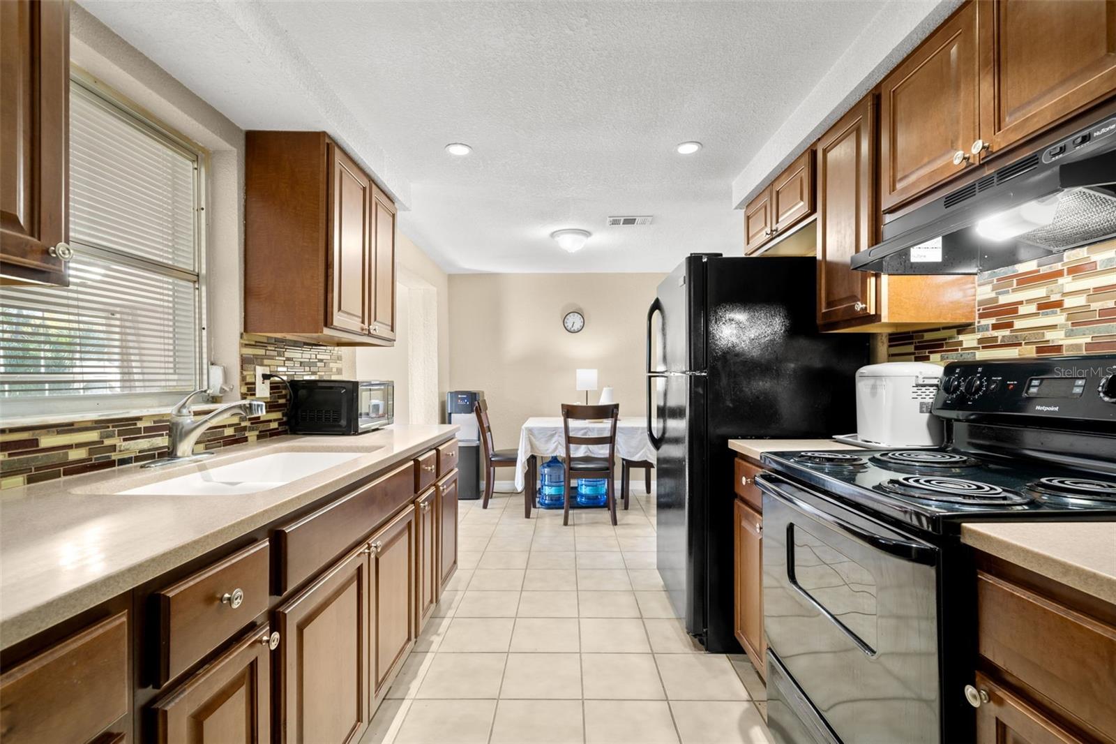 4642 EASTWOOD LN, HOLIDAY, FL — photo 8