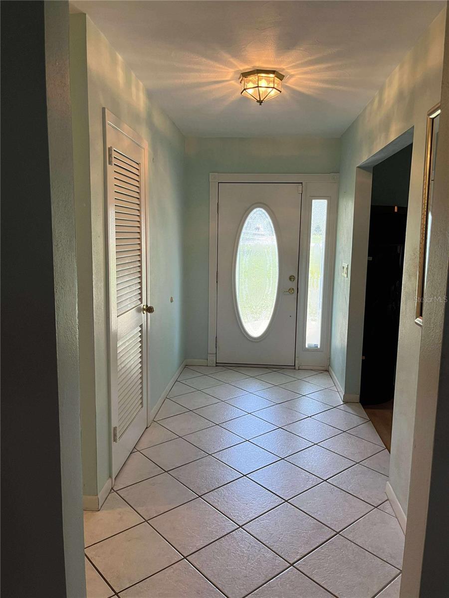 608 KNOWLES RD, BRANDON, FL — photo 3