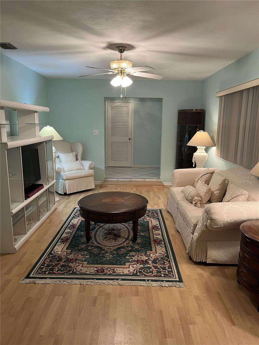 608 KNOWLES RD, BRANDON, FL — photo 5