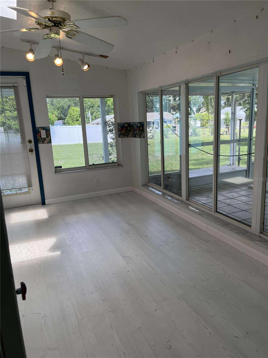608 KNOWLES RD, BRANDON, FL — photo 18