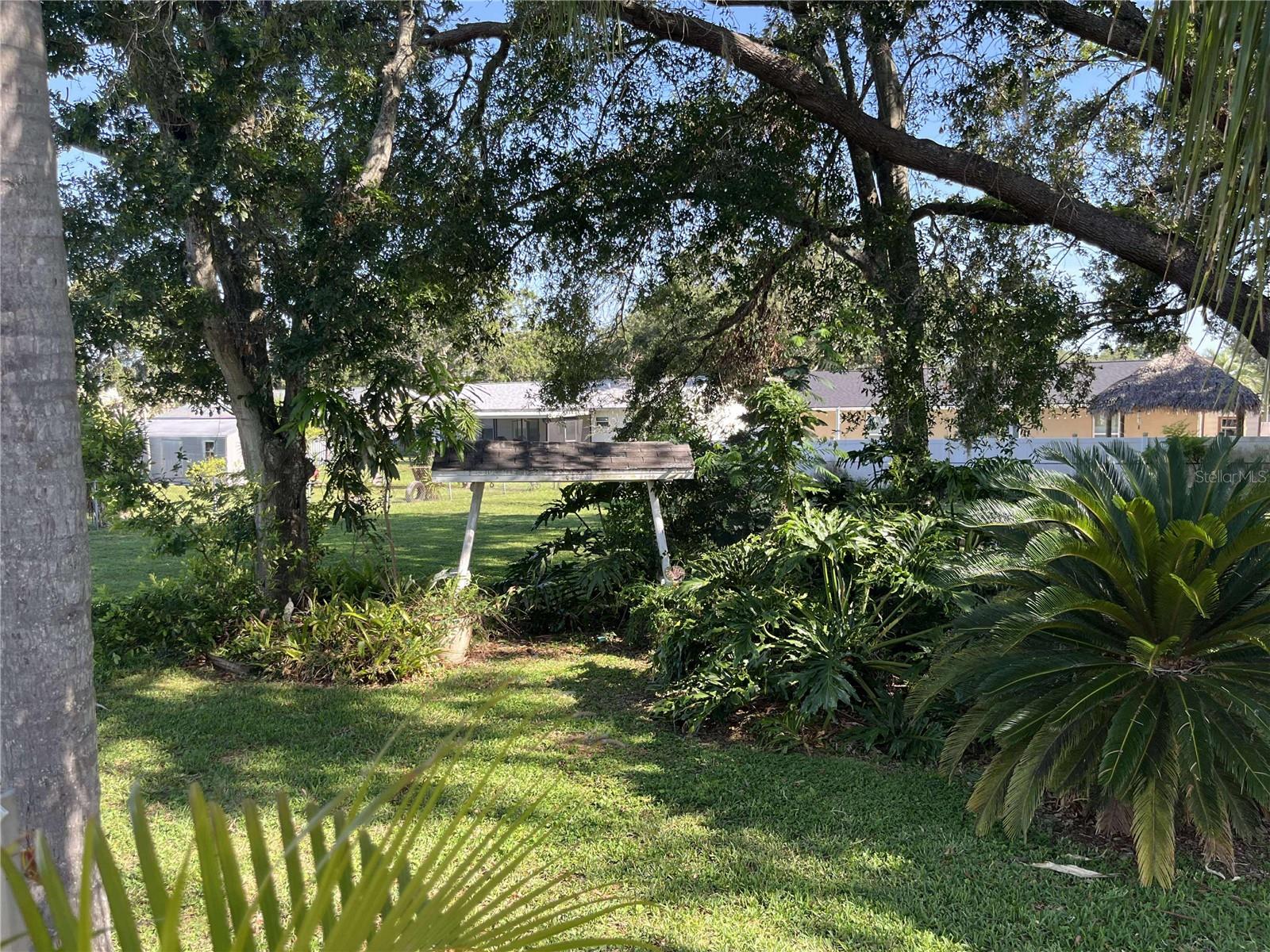 608 KNOWLES RD, BRANDON, FL — photo 37