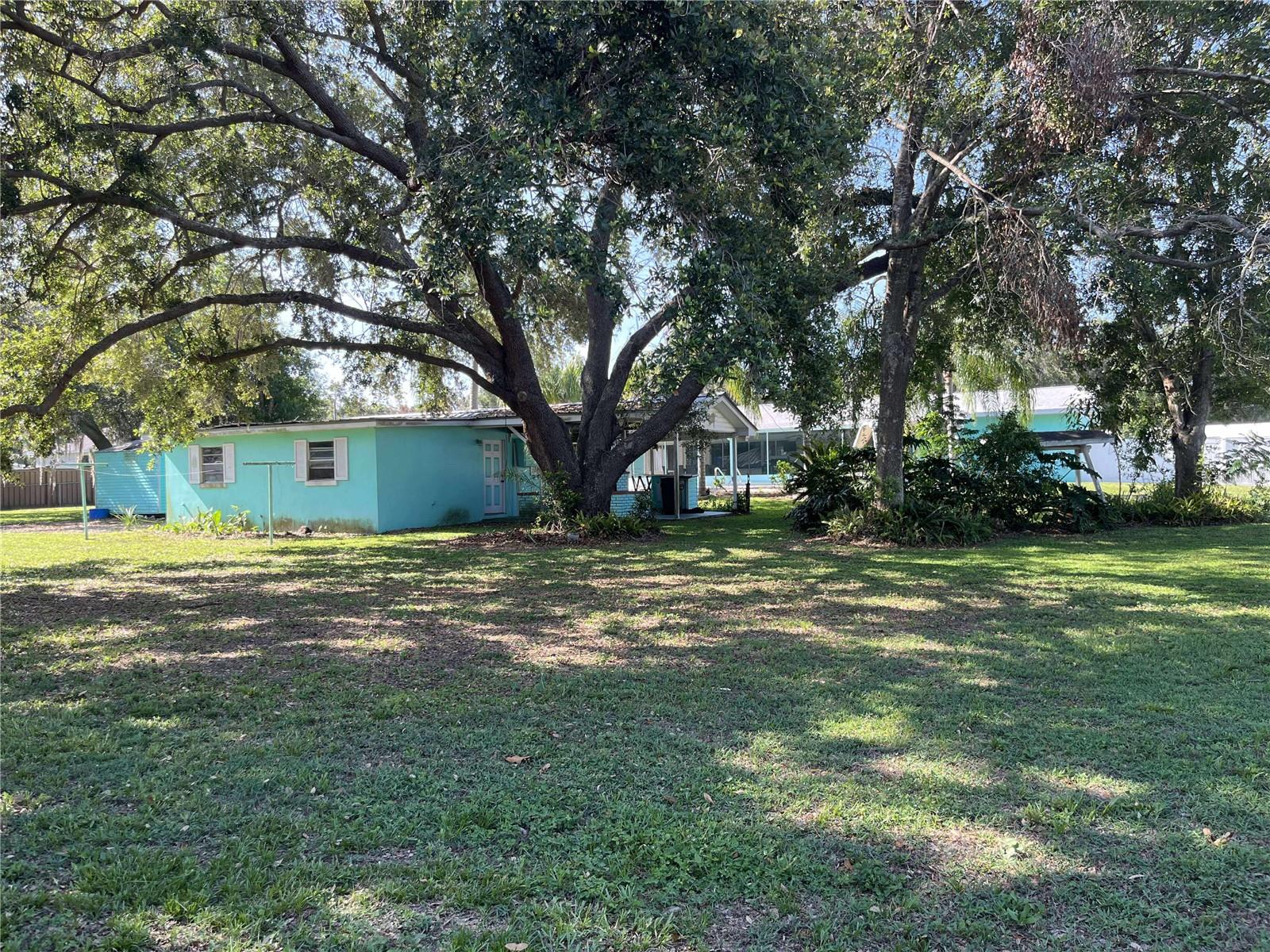 608 KNOWLES RD, BRANDON, FL — photo 40
