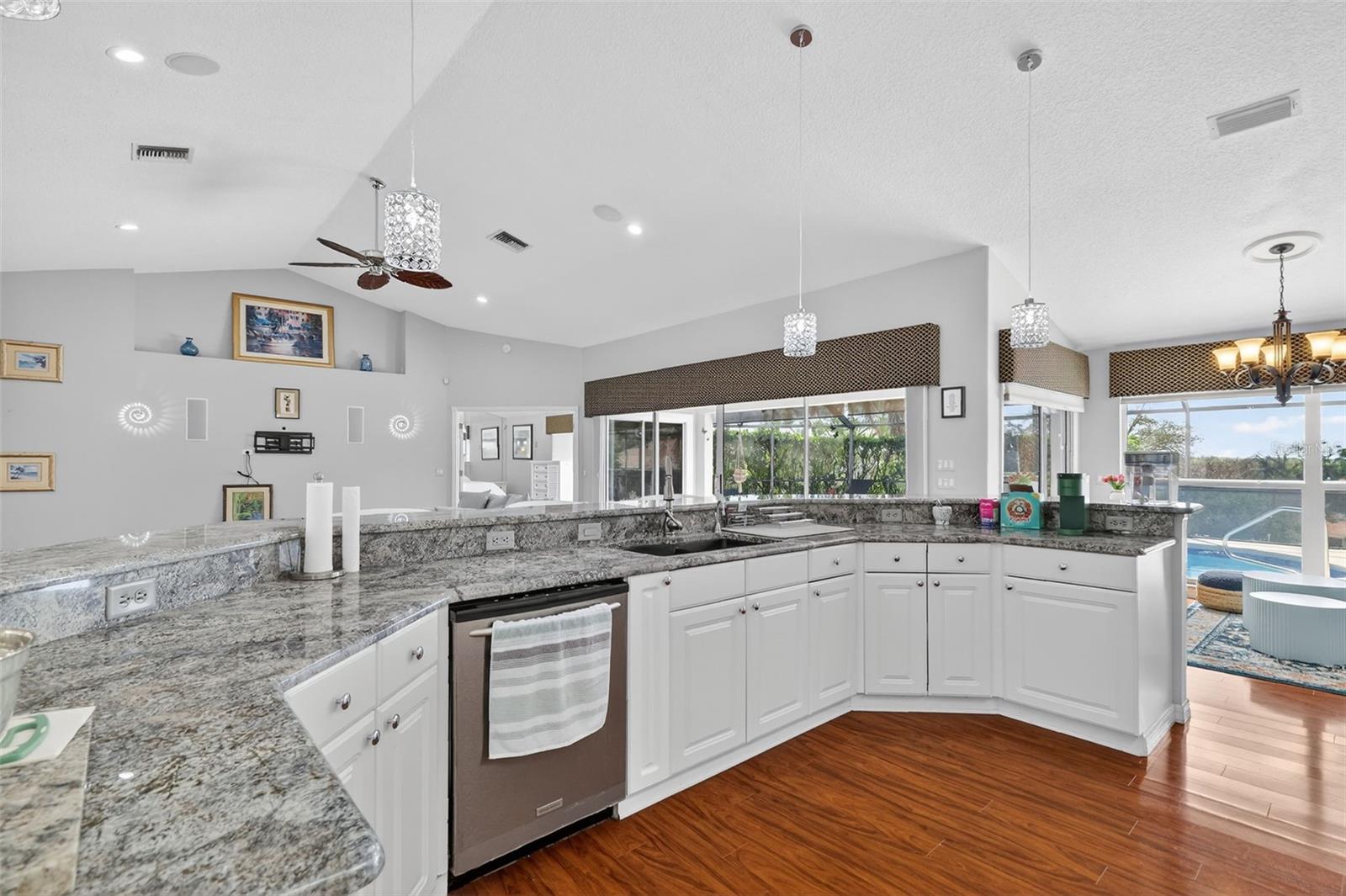 39125 TACOMA DR, LADY LAKE, FL — photo 37