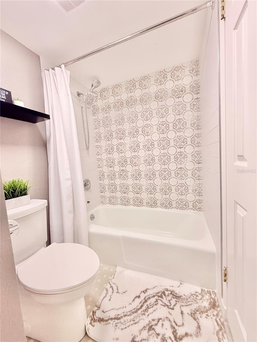 5940 PELICAN BAY PLZ S #1105, GULFPORT, FL — photo 39