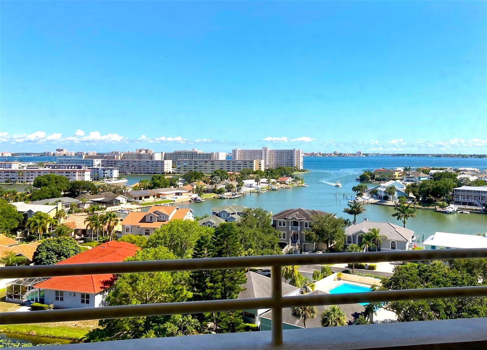 5940 PELICAN BAY PLZ S #1105, GULFPORT, FL — photo 47