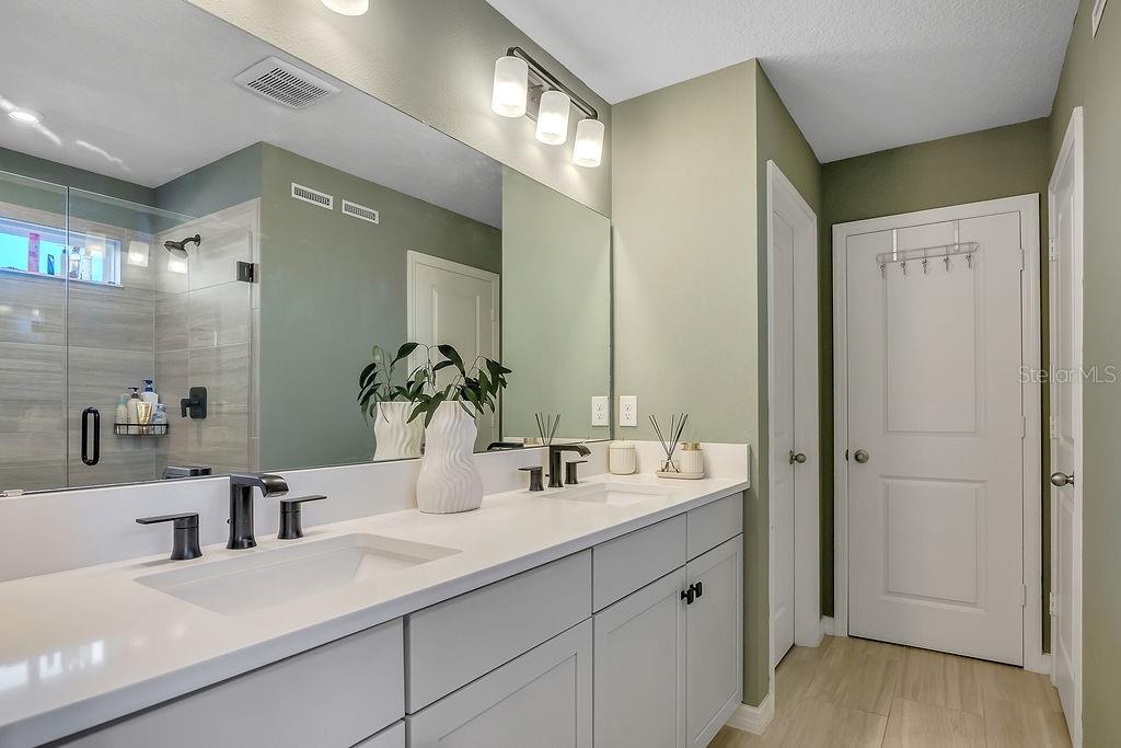 1545 LEAF LN, KISSIMMEE, FL — photo 4