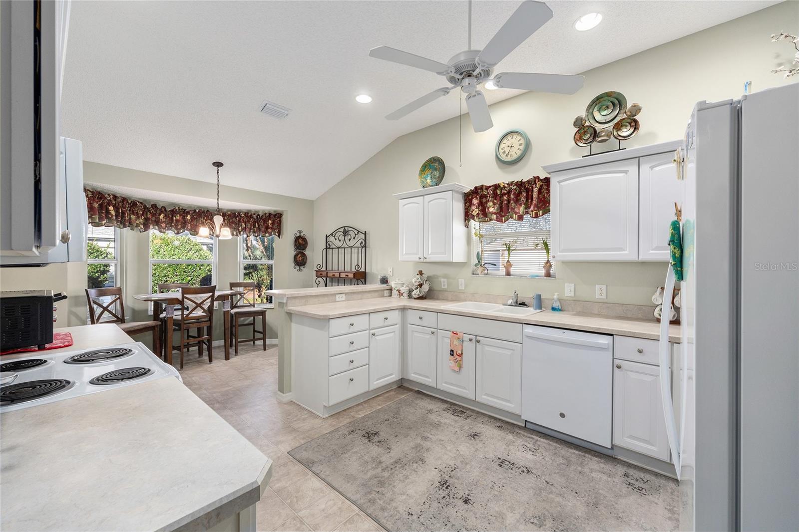 624 FAYETTE CT, THE VILLAGES, FL — photo 31