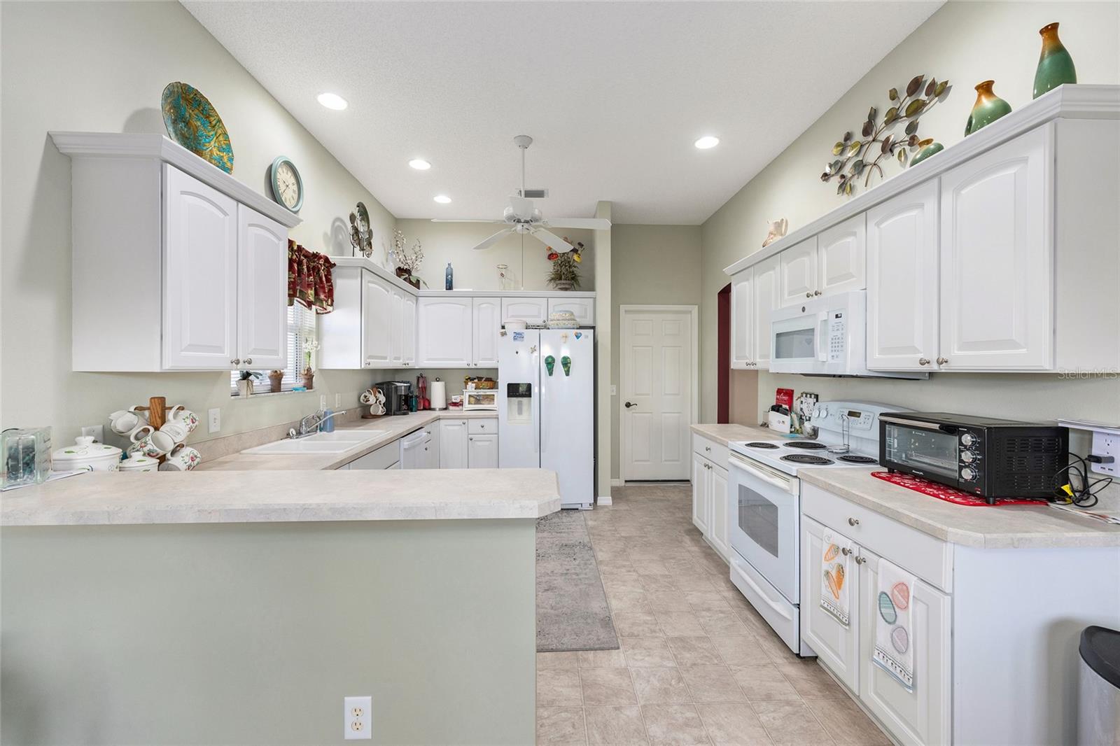624 FAYETTE CT, THE VILLAGES, FL — photo 34