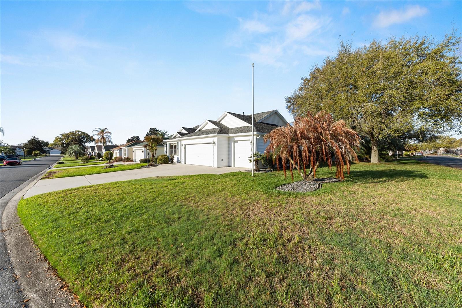 624 FAYETTE CT, THE VILLAGES, FL — photo 38