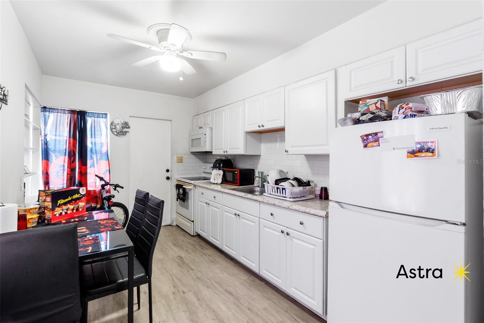 2350 GROVE ST S, ST PETERSBURG, FL — photo 3