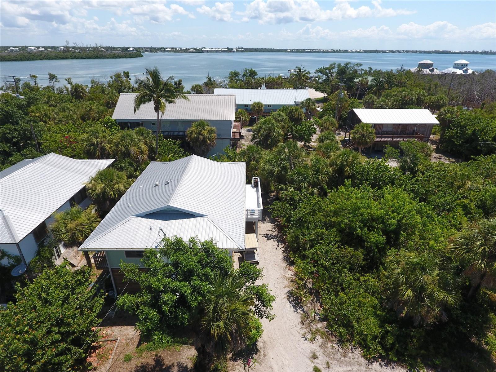 8662 GRAND AVE, PLACIDA, FL — photo 9